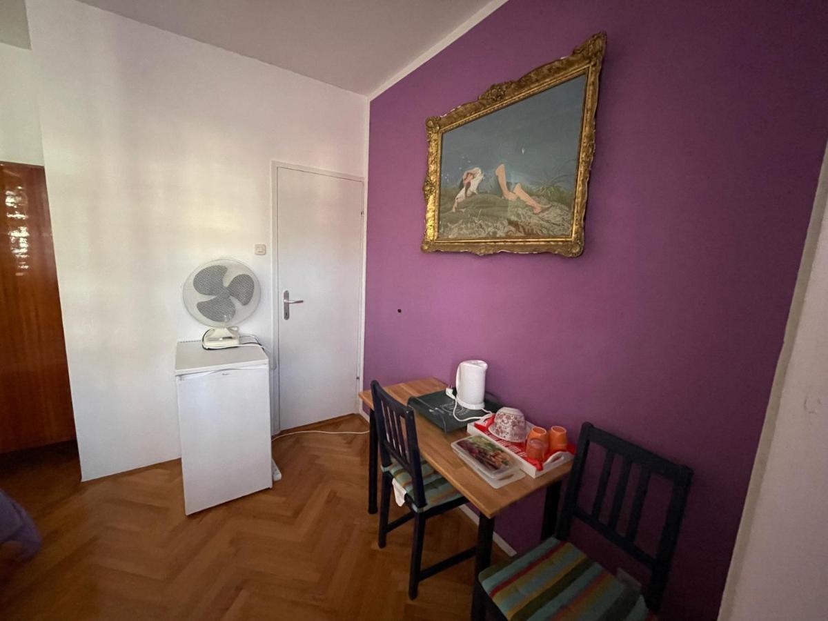 Hvar Guesthouse - Double Bedroom With Private Bathroom Jelsa  Ngoại thất bức ảnh